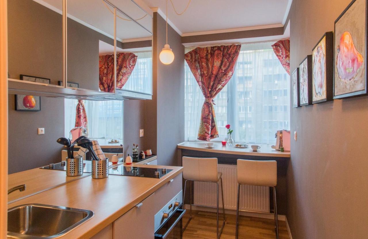 Spacious Downtown Apartment - Old Town Бухарест Екстер'єр фото