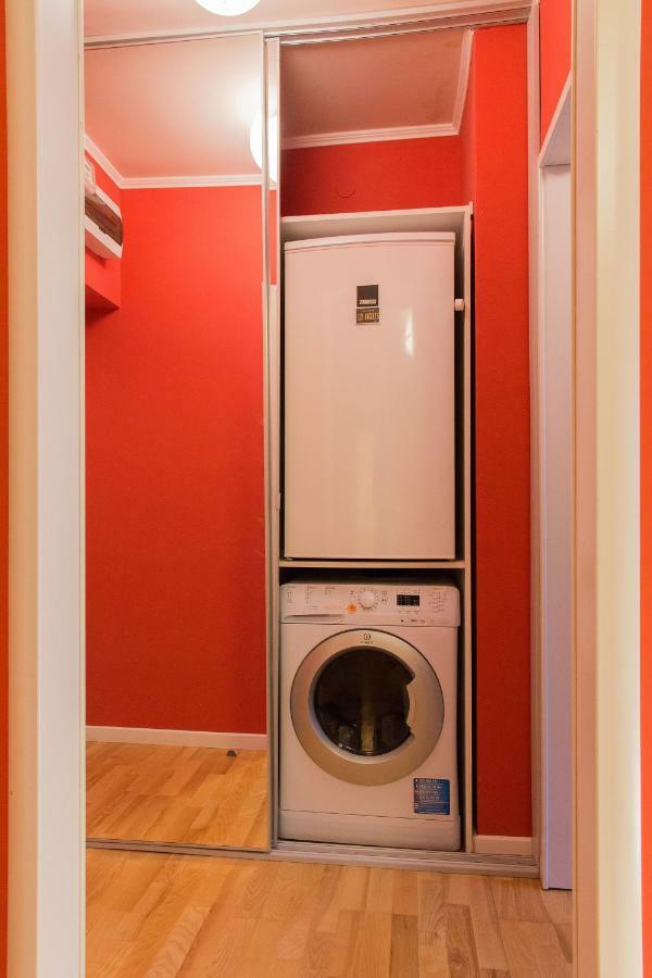 Spacious Downtown Apartment - Old Town Бухарест Екстер'єр фото